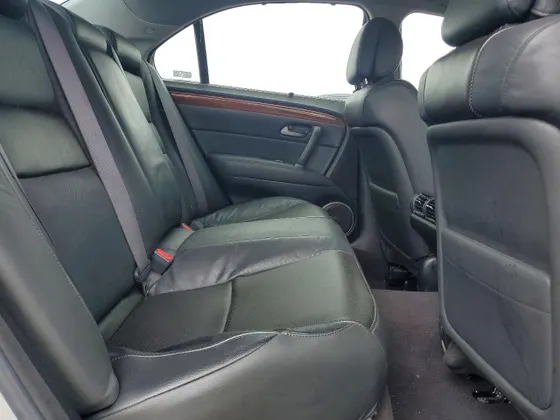 2006 Acura RL