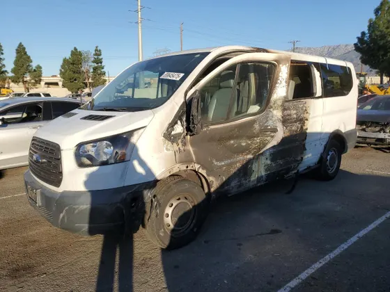 2018 Ford Transit Wagon XLT