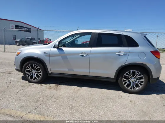 2017 Mitsubishi Outlander Sport ES 2.0