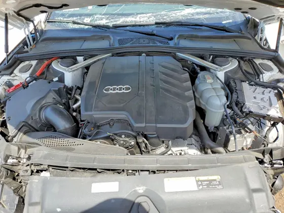 2024 Audi A4 Sedan S line Premium Plus