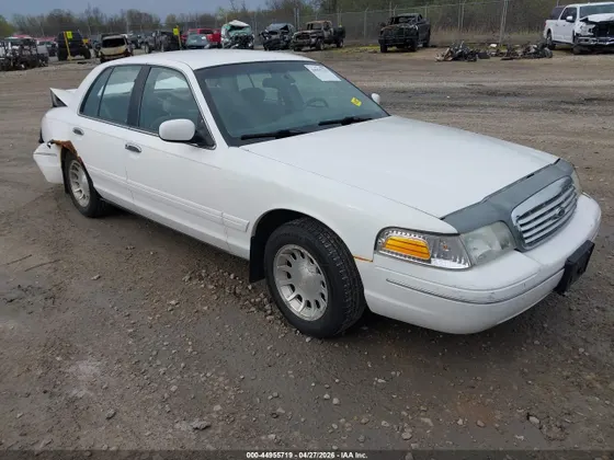 1999 Ford Crown Victoria LX