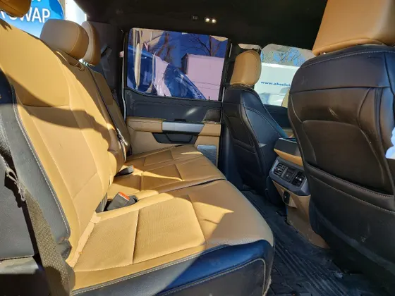 2025 Ford Super Duty F-450 DRW LARIAT