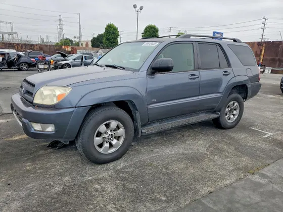 2004 Toyota 4Runner SR5