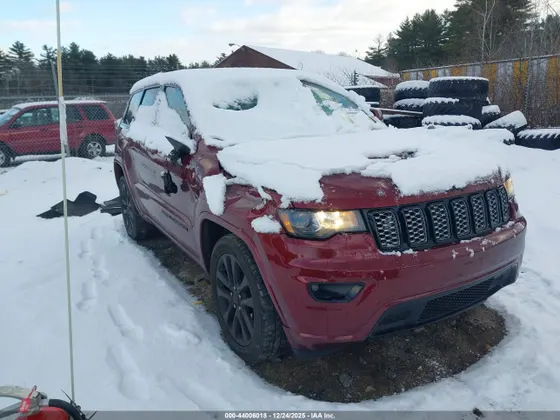 2018 Jeep Grand Cherokee Altitude