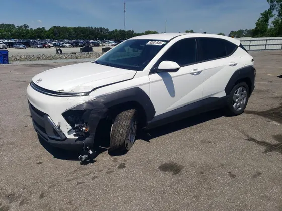 2024 Hyundai Kona SE