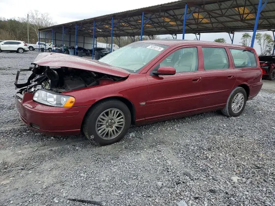 2005 Volvo V70