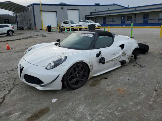 2018 Alfa Romeo 4C Spider 4C