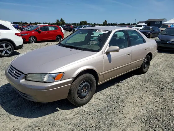 1997 Toyota Camry LE