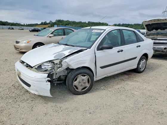 2004 Ford Focus LX