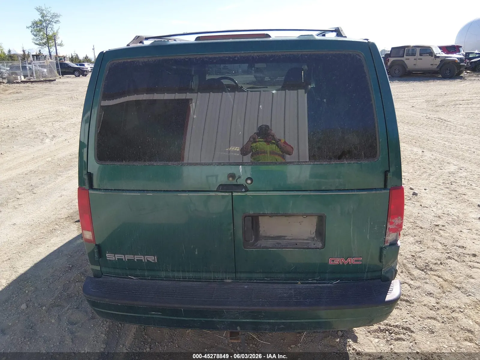 1999 GMC Safari Passenger SL