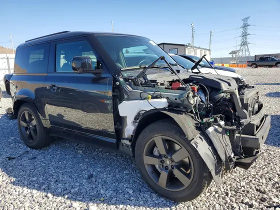 2023 Land Rover Defender X-Dynamic SE