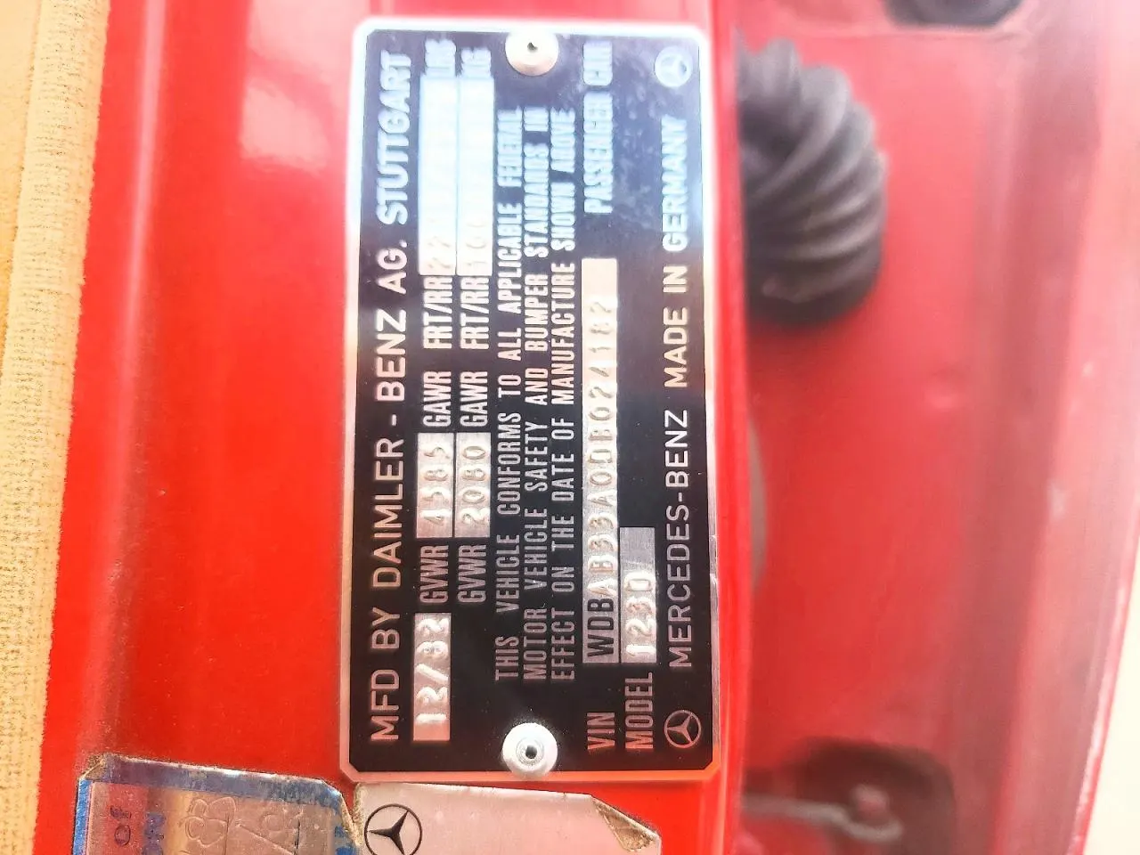 1983 Mercedes-Benz 300 Series 300D-T