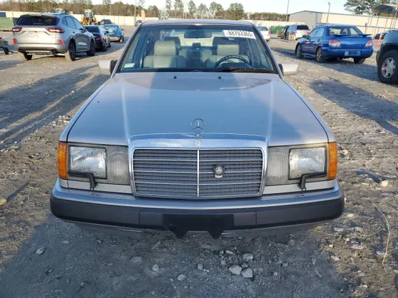 1992 Mercedes-Benz 300 Series 300E