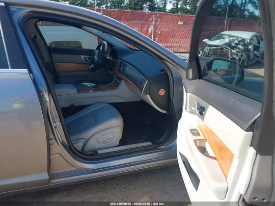 2009 Jaguar XF Luxury