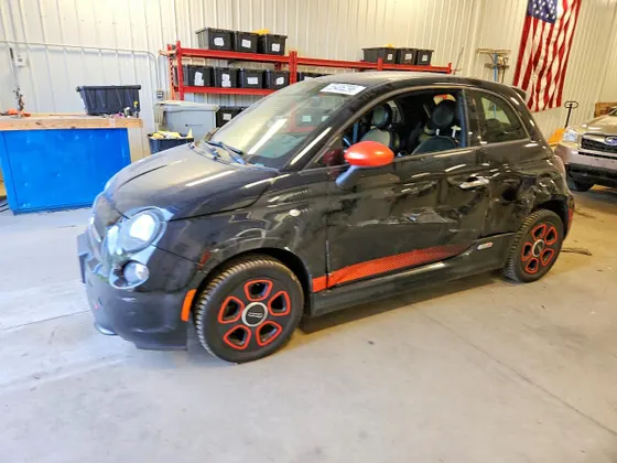 2016 FIAT 500e 500