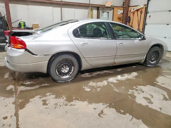 2002 Chrysler INTREPID