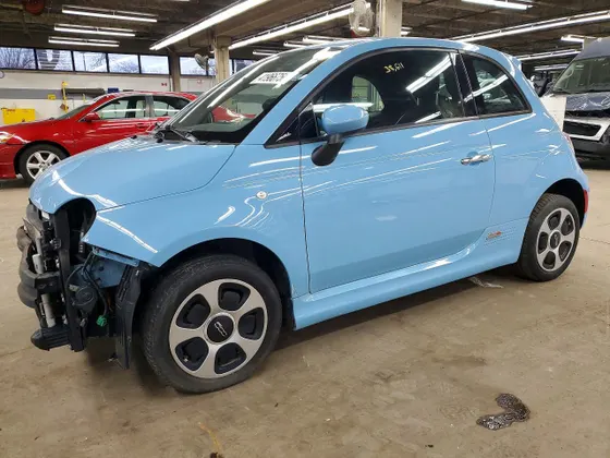 2016 FIAT 500e 500