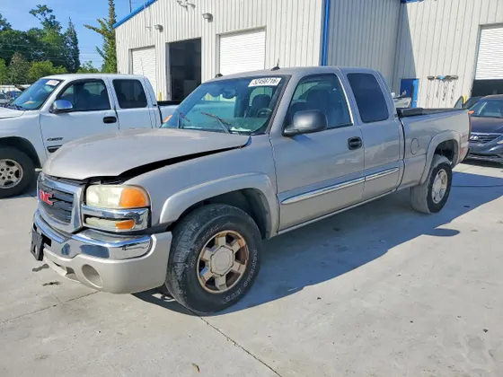 2004 GMC Sierra 1500 SLT