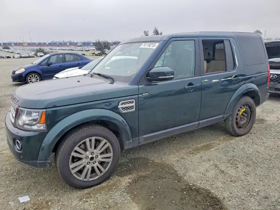 2014 Land Rover LR4 LUX