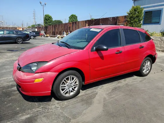 2003 Ford Focus ZX5 Base