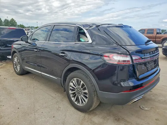 2020 Lincoln Nautilus Reserve