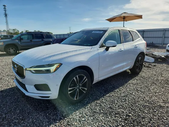 2019 Volvo XC60 Momentum