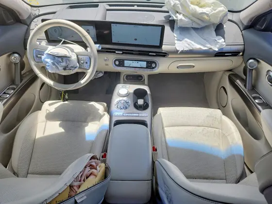 2024 Genesis GV60 Advanced