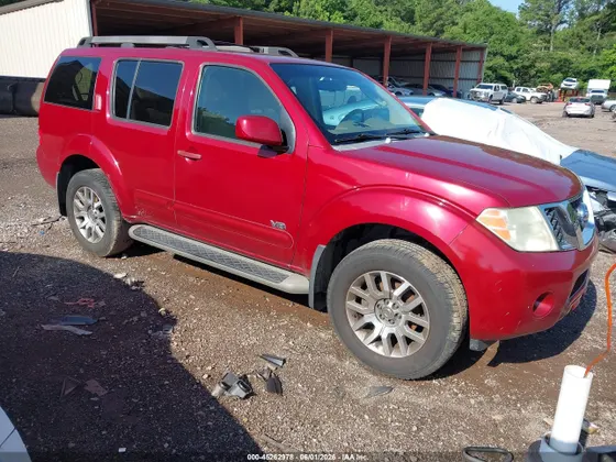 2008 Nissan Pathfinder SE