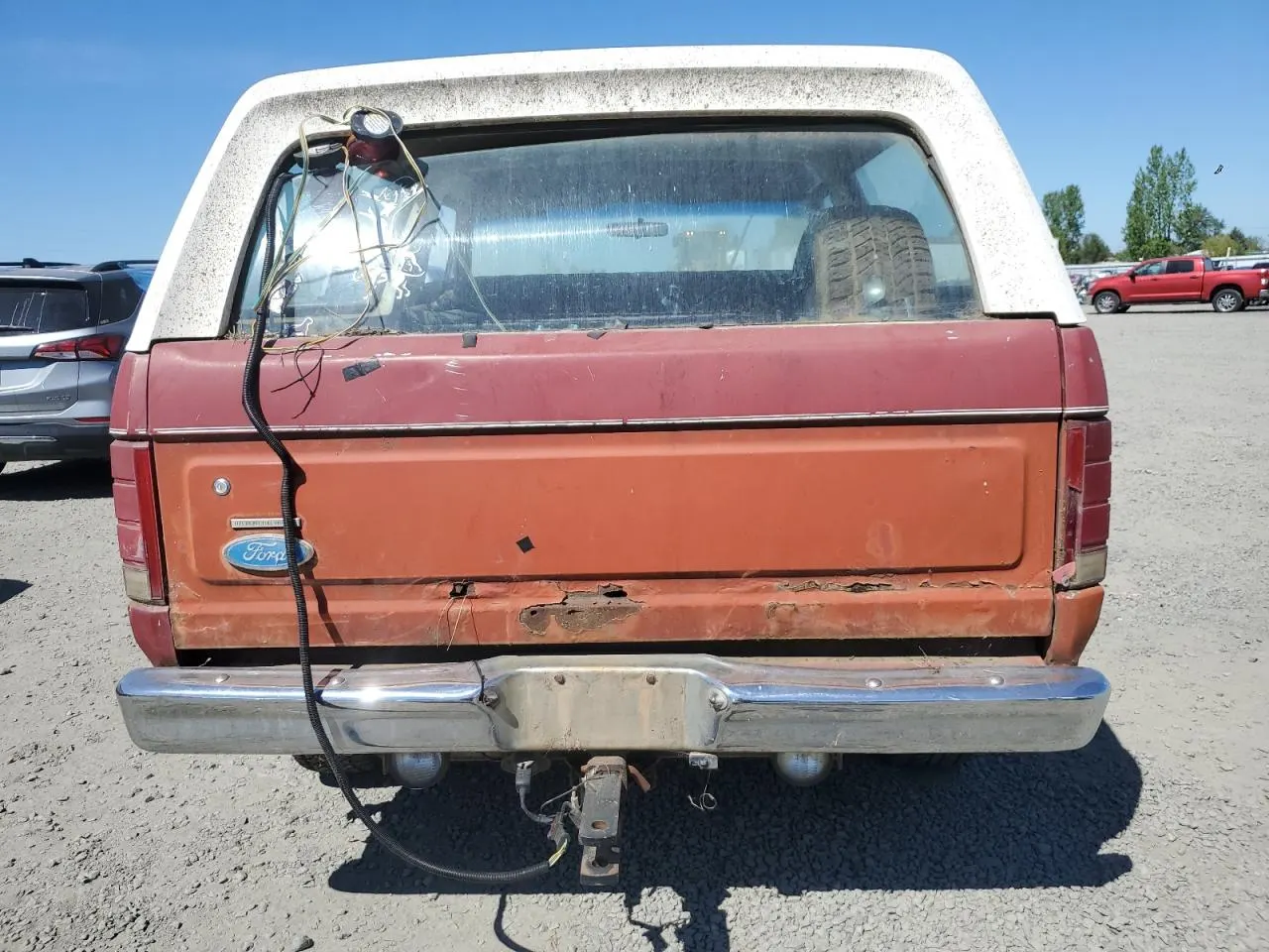 1985 Ford Bronco 4WD Custom