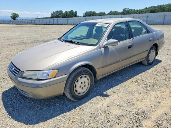 1997 Toyota Camry LE
