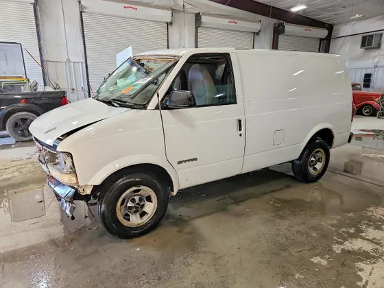 1999 GMC Safari Cargo Van SAFARI