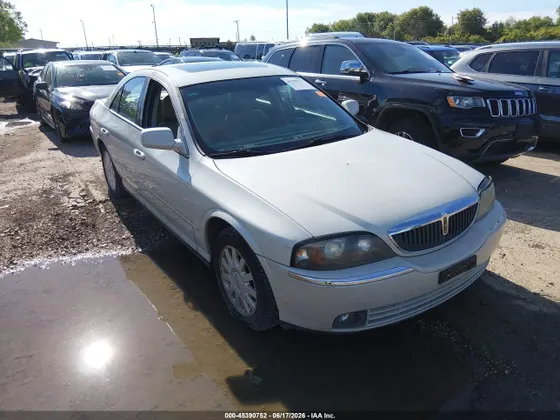 2005 Lincoln LS w/Luxury Pkg