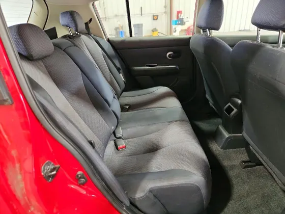 2008 Nissan Versa 1.8 SL