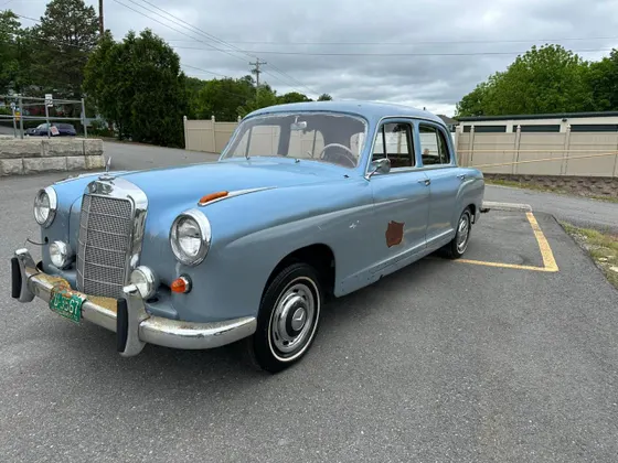 1959 Mercedes-Benz 220 220S