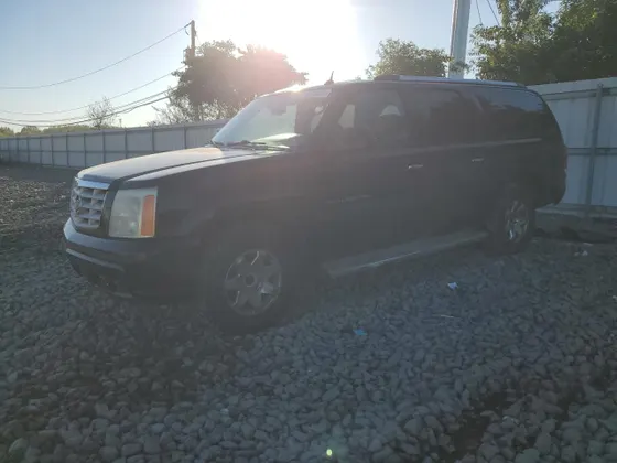 2005 Cadillac Escalade ESV ESCALADE