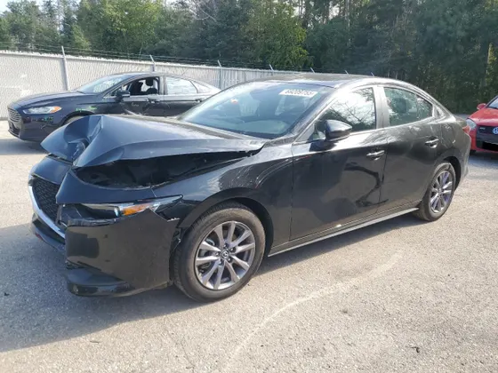 2023 Mazda 3 PREFERRED