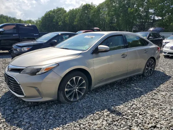 2016 Toyota Avalon Hybrid Limited