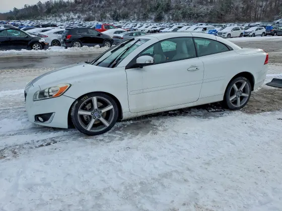 2013 Volvo C70 T5