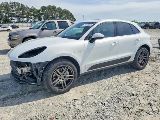 2021 Porsche Macan