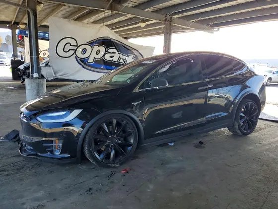2017 Tesla Model X 90D