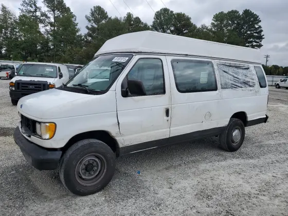 1997 Ford Club Wagon XL