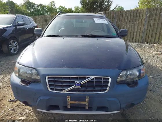 2001 Volvo V70 XC