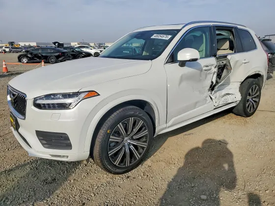 2023 Volvo XC90 Core
