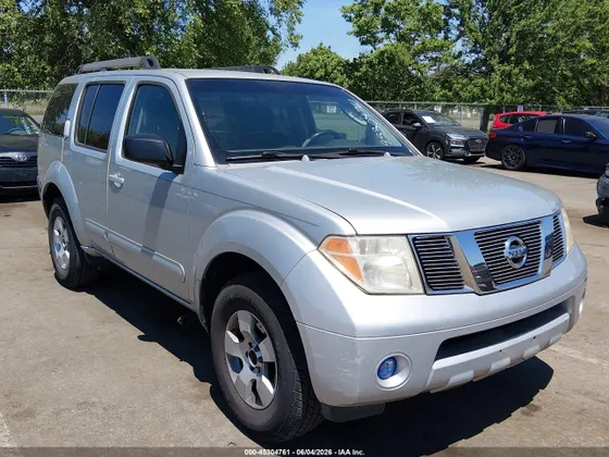 2007 Nissan Pathfinder SE