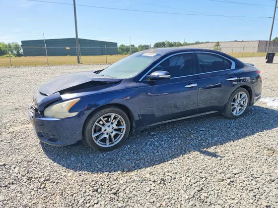 2011 Nissan Maxima 3.5 SV w/Premium Pkg