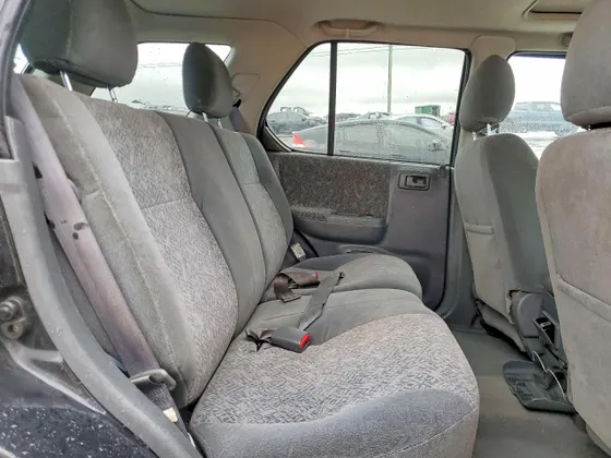 2002 Isuzu Rodeo S