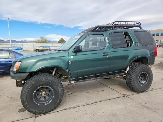 2000 Nissan Xterra XE