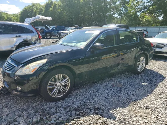 2013 INFINITI G37 Sedan x
