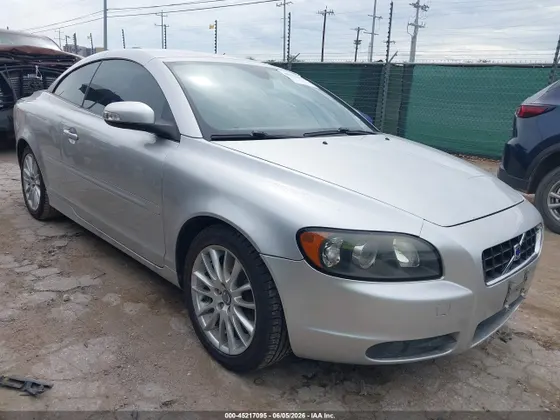 2008 Volvo C70 T5