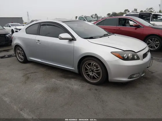 2010 Scion tC